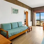 1Bdr Apartment W/Beach View By Lovelystay