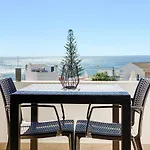 1Bed Apartment Amazing Sea View