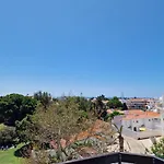 Brand New Apartment In Rua Da Oura