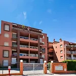 Flh Portimao Beach Flat With Pool