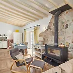 Laranjeira By Vintage Travel