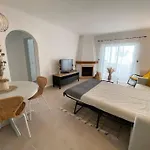 Apartamento Amparo-T2 C/Piscina