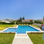 Palm Tree Dream Lodging
