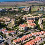 Vilamoura Sunny 2Bdr Apartment By Lovelystay