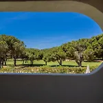 Sunny Vilamoura Golf Villa With Private Pool