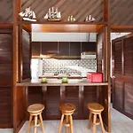Good Wave House