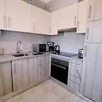 Apartment With Terrace & Pool In Alporchinhos