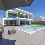 Villa Casa Gardenia By Villa Plus