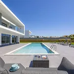 Villa Casa Gardenia By Villa Plus