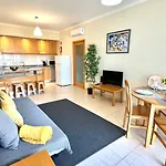 Praia Da Rocha, 502, Charming Apartment, Air Conditioning, Swimming Pool,Free Wifi, Faia By Ig