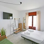 A13 - Channel Street Central Apartment