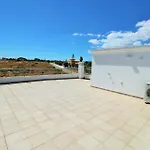 V3 Villa Soliveira- Casas & Papeis