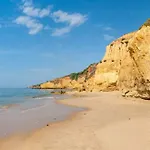 Ocean Eyes. Amazing 180º View Of The Sea And City
