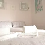 Olilou - Seaview Studio
