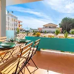 Sunny Golden 1Bdr Apartment W Beach & Pool Access Included