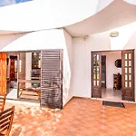Villa Gira