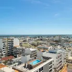 Casa Girassol With Rooftop Swimming Pool