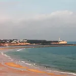 Praia Da Rocha, Vila Rosa, T1, Piscinas, Parqueamento E Internet By Ig