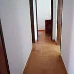 Traditional House With 2 Floors - 5 Minutes From Beach