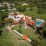 #213 Vila Roja Pe By Home Holidays