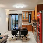 Apartamento Pateo - Piscina, Churrasqueira E Vista Jardim