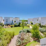Al - Villa Uptown