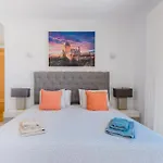 Casa Rosa At Boavista Resort