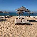 Salgados Beach House 2-Bedroom & 7 Pools