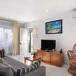 Lemons Apartment