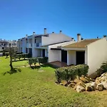 Jaqueline Beach And Golf House
