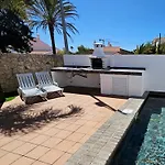 Oura Villa V2 Flores