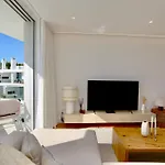 Lake24 Cd256- Cleverdetails, 3 Bedroom Apartment, Sleeps 6, Near To Falesia Beach And The Marina