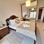 Palmeira Sol- 2 Bedrooms 300M From The Beach Ocean View