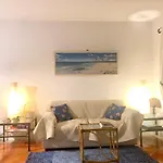 Spacious Apartment In Olhos De Agua With Shared Pool 130 Sqm