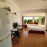 Seaside Studio In Sagres - 38 Sqm With Terrace And Garden
