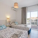 Costa Cabanas 36