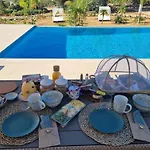 Eco Lodge Villa Das Alfarrobas Com Piscina