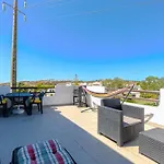 Amazing 2-Bedroom Appartment With Big Terrace!