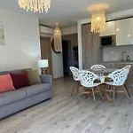 Mcrame Design Apt Sea View, Beachfront, Swimming Pool, 2Bdr, 2Bar, 6 Pax, Praia Da Rocha