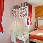 Little Wonder Apartment