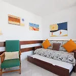 Beach Apartment With Ocean View