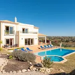 Villa Agua - Modern Villa, Quiet Location Walkable To Restaurant And Supermarket