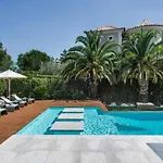 Villa Orla Deluxe Luxury Villa With Geo-Thermal Swimming Pool