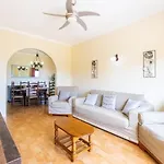 Villa Camila - Ideal Location Ten-Min Walk To Albufeira Marina