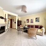 Central Tavira Townhouse Close To Riverside: 2Br