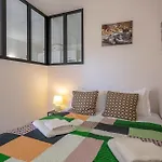 Cozy Apartment With Balcony In Albufeira