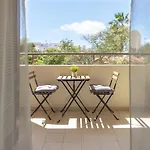 Cozy Apartment With Balcony In Albufeira