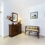Vacation Retreat Near The Beach #1920