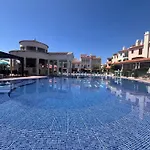 Old Village, 2 Bedrooms, 5 Ppl, Beach, Golf, Padel