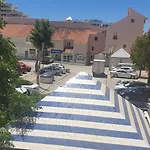 Marina Plaza 2
